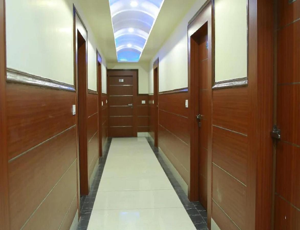Hotel Kings, Rohtak Exterior foto
